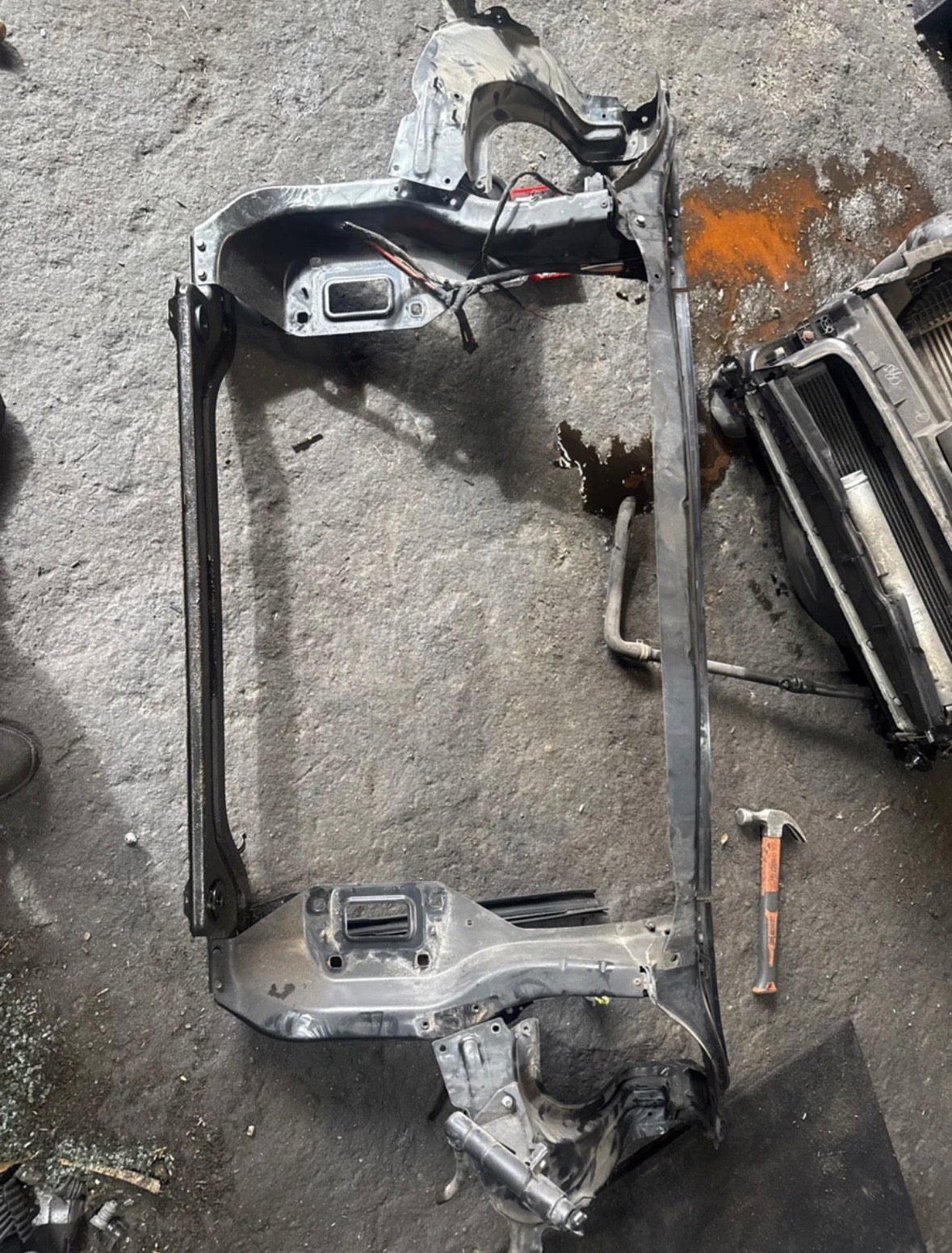 12ML* Mercedes-Benz ML W164 Schlossträger frontträger frontmaske Vorne