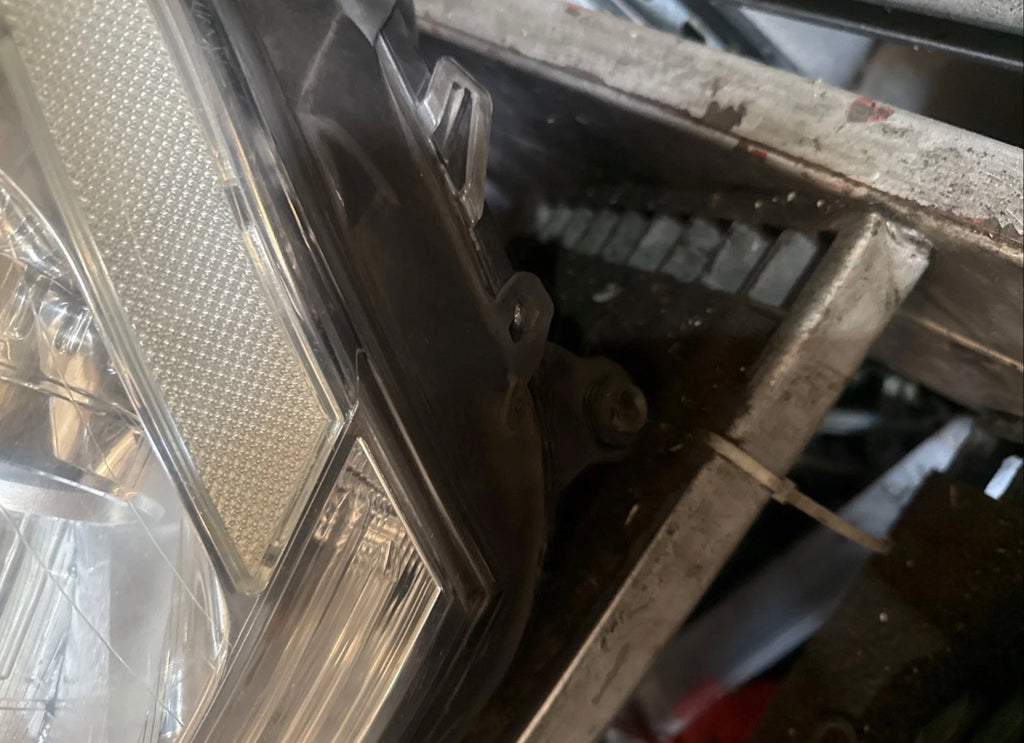 HELLA HAUPTSCHEINWERFER Links passend für MERCEDES M-KLASSE W164