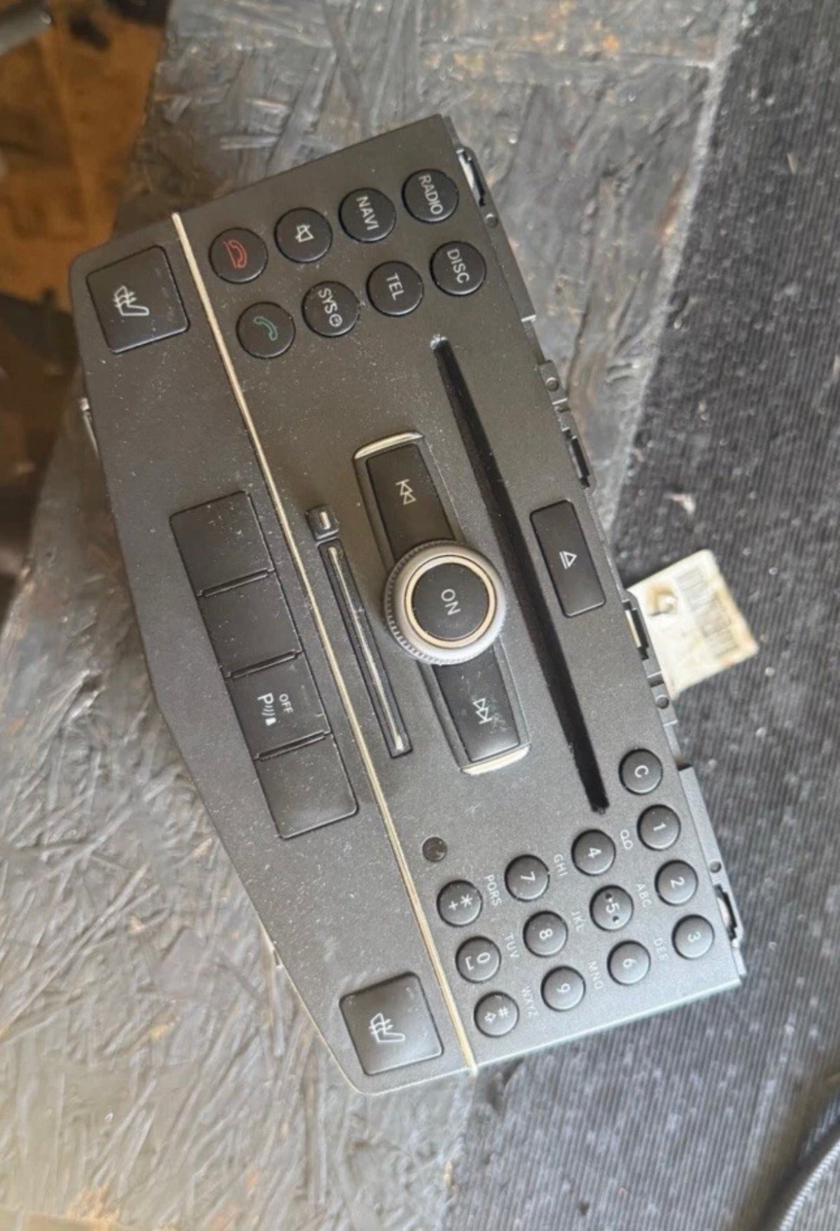 Mercedes-Benz C W204 2009 Radio CD-Player DVD-Player Navigation A2049060902
